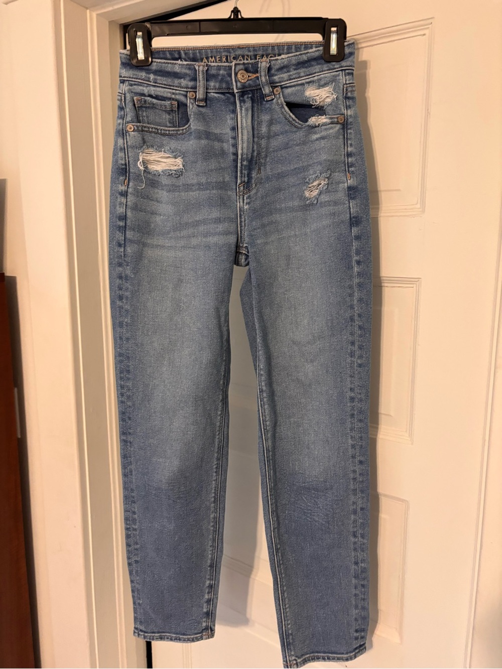 American Eagle Outfitters Light Blue High-Rise Distressed Straight Jeans